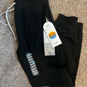 Vuori Women’s Performance Jogger